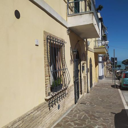 La Puteka Short rent nel cuore di Vasto Esterno foto